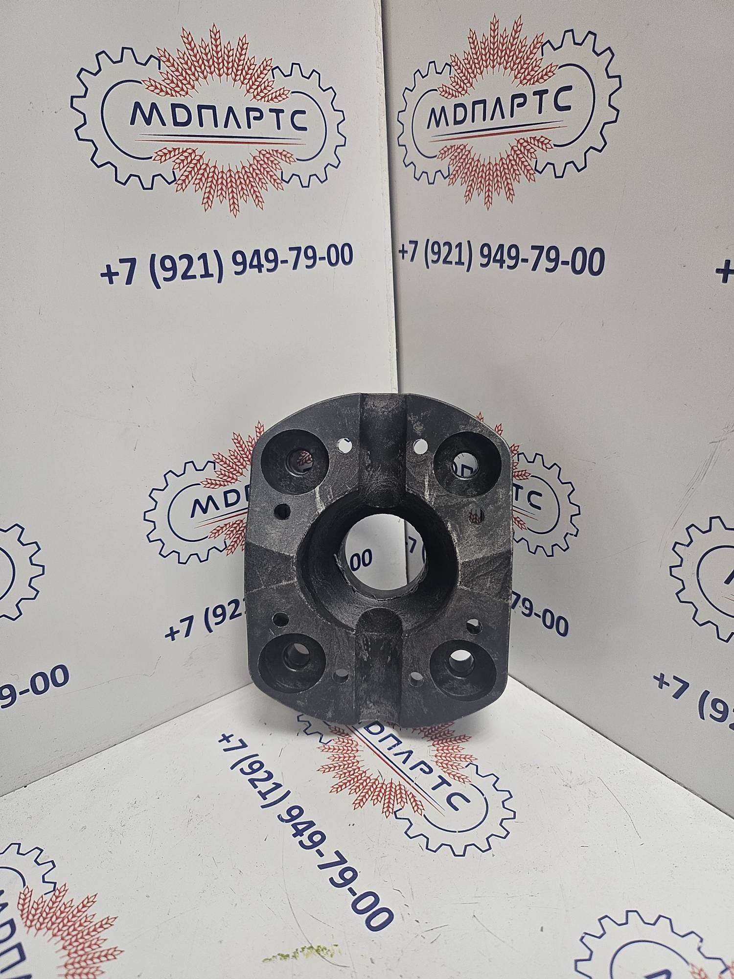 MD Parts. Запчасти: СЕЛЬХОЗ ТЕХНИКА: Фиксатор Amazone